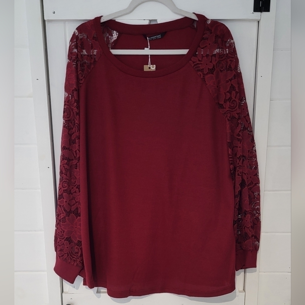 BloomChic Lace Panel Round Neck Raglan Sleeve T-Shirt Size 18
